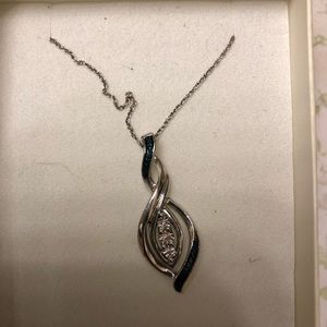 Kay’s Jewelers Necklace.